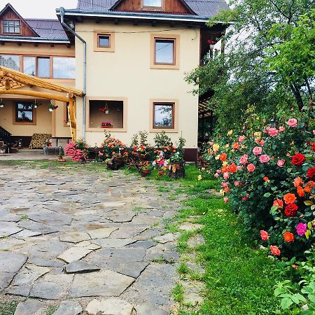 Casa Irinuca Hotel Sadova  Eksteriør billede