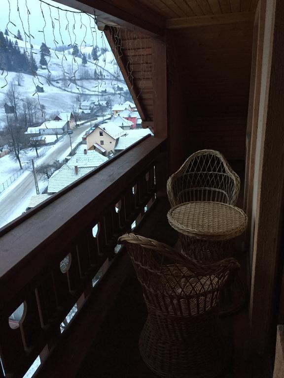 Casa Irinuca Hotel Sadova  Eksteriør billede